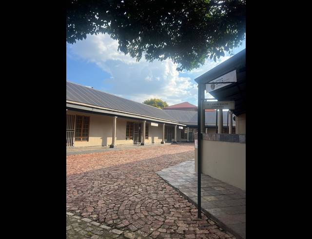 2,180M² BUSINESS CENTRE FOR SALE IN POTCHEFSTROOM CENTRAL